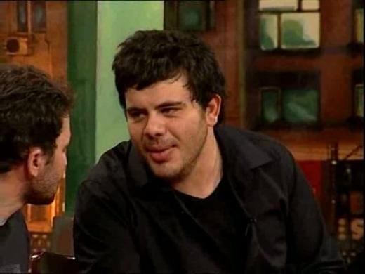 <p><b> Alndn anda ne hissettin?</b></p>  Btn BKM ailesini nasl tavlarmn peine dtm. Tm derslere girip en iyi olmaya altm. Ne oyunculuklar yapyorum, dizide oynayamadm eyin 10 kat. Anton ehov'dan ayy oynuyorum, grsen "ay" dersin, o kadar... Dktrdm...