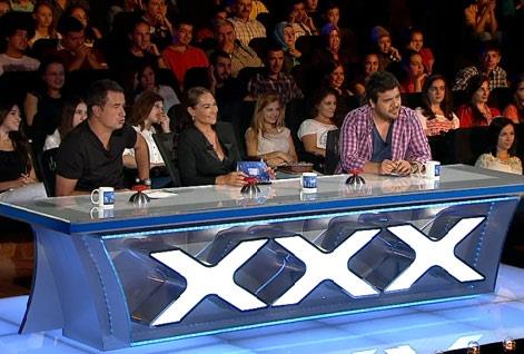 Mesela ovda bir aksilie sinirlenip tepki verdiinde, birimiz kzan kiiye "Ben senin donsuz halini biliyorum, u an gece ovu yapyorsun ve bir aksilik oldu diye sinirlisin ha, vay be!" bak frlatyor.