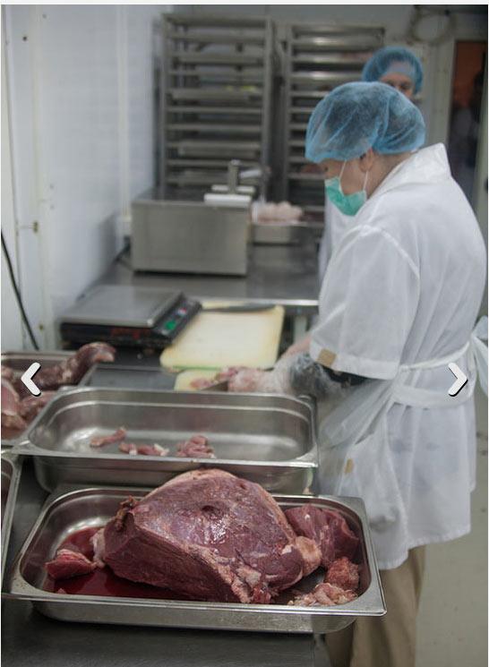 <P>Bunlar arasnda bulunan Rus Havayollar'na ait bir irket kaplarn medyaya at.</P>