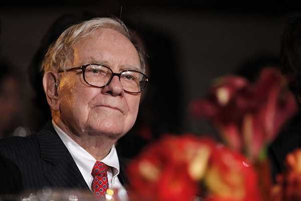 <p><b>13-Warren Buffett</b></p>    Berkshire Hathaway CEO'su