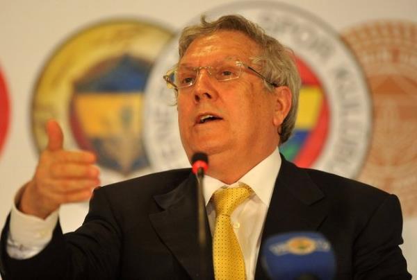 Fenerbahe Kulb'nde hafta sonu yaplacak seimli olaanst genel kurulda bakan aday olan Aziz Yldrm'n, 16 yla yaklaan grev sresi iinde ynetim kurullarnda 90 farkl ynetici yer ald.