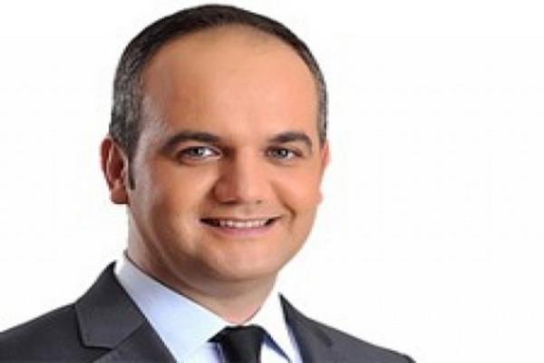 <b>Tark Toros (Gazeteci):</b> "Sol'un temelinde insan vardr" diye balayan konuma.. Sargl'e nasl balanacak?! (adnan abi IN & ismet abi OUT)