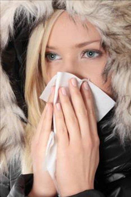 Tuzlu su burundaki damarlar rahatlatacak. Burnunuz alacak ve rahata nefes alabileceksiniz.