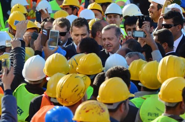 Babakan Erdoan, inaatta alan iilerle sohbet etti.