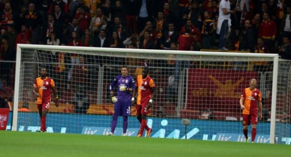 TFF ye basvuru yapalm sabriye geri pas serbest olsun diye risksiz oldugunu bilirse geri dnmez :) Ulan Sabri