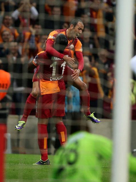 Kckken futbolcu olcam dedimmi glerlerdi futbolcu oldum hala glyorlar. Sabri sarioglu