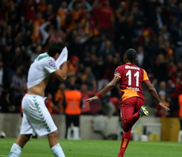 o deil de Sabri'nin utu az farkla kornere* gitmi ya