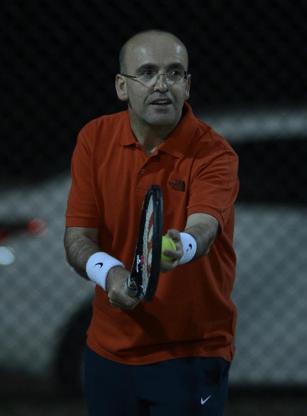 imek, 2 yldr tenis sporuyla ilgilendiini, rakiplerinin daha tecrbeli olduunu ifade ederek, buna ramen ma kazandklarna iaret etti.