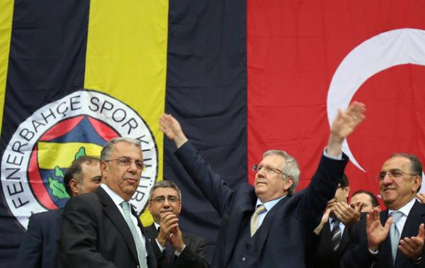 Yldrm, kendi dneminde yeniden ina ettirdii Fenerbahe Stad'na adn verdikleri kr Saracolu'nun 16 yllk rekorununun sahibi olacak. Yldrm, 2014 ylnn 15 ubat'nda, bakanlkta 16. yln dolduracak.