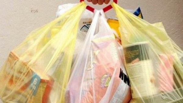 Amas zor market poeti