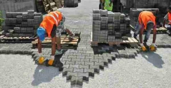 Yerinden km kaldrm tandan srayan su