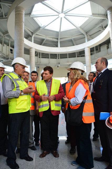 <p><b>9. Tek yenilik Bo�az ge�i�inden mi ibaret?</b></p>   Uzmanlara g�re projenin yeni olarak yap�lan tek b�l�m� t�p ge�it. Geri kalan k�s�m mevcut TCDD hatlar�n�n yenilenmesinden ibaret.