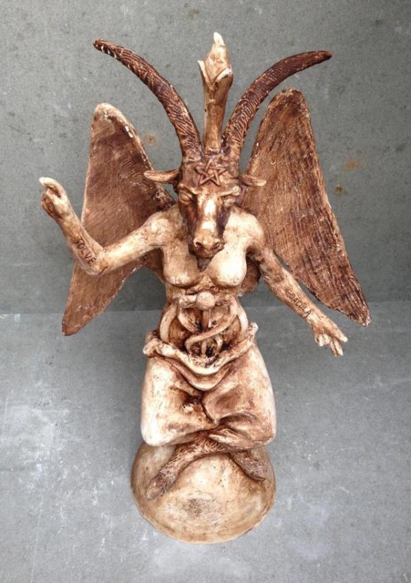 Aratrma ile hibir sonuca varlamad ama Baphomet'in Tapnaklarn gizli tutulan adn oluturan szcklerin baz harf ve hecelerinden oluturulmu bir tr anagram olduu zerinde aa yukar gr birliine varld.