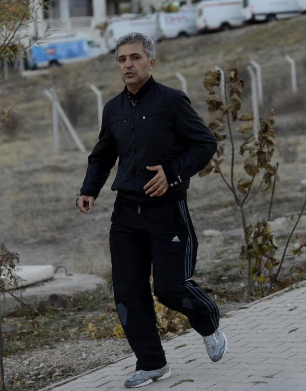 AK Parti anlurfa Milletvekili Abdulkerim Gk de sabah sporu yapt.