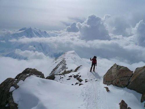 4,892 m yksekliindeki bu daa ilk defa 1966'da trmanlm.