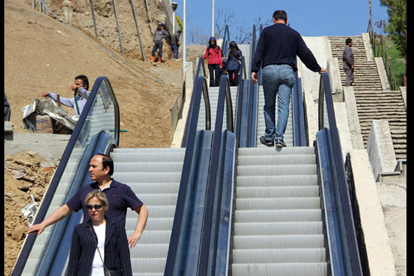 Yaplan ileri maliyetine yaptrdklarn da szlerine ekleyen Vergili, Belediye Bakanlar kaynaklar dzgn kulland zaman devletin verdii para ve toplanan para bu illerin hepsine yatiyor."