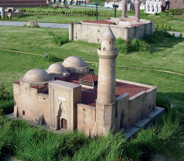Ni�de Alaaddin Camii