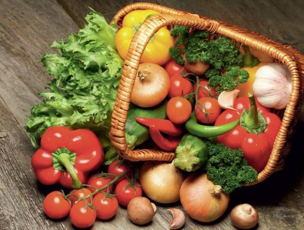 <p> <b> 3-Neden organik/ekolojik/biyolojik tar�m? </b> </p>  Buna kar��n organik tar�m, bizi konvansiyonel tar�m�n yaratt��� sa�l�k sorunlar�ndan koruman�n yan� s�ra, do�an�n ve toprak, su gibi do�al varl�klar�n korunmas� i�in de ��z�mler sunuyor.