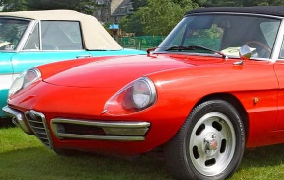 39. Alfa Romeo Spider