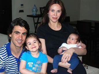 Demet �ener-�brahim Kutluay �ifti ve �ocuklar� �rem, �mer