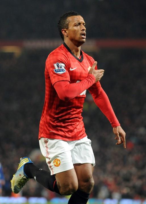 <b> "�NCEL���M�Z NANI DE��L" </b>  <p>Galatasaray Ba�kan� �nal Aysal: "Nani'nin transferi konusunda hen�z bir �ey yok. Benim �nceliklerim aras�nda olan bir pozisyon de�il"</p> <b>(AK�AM) </b>