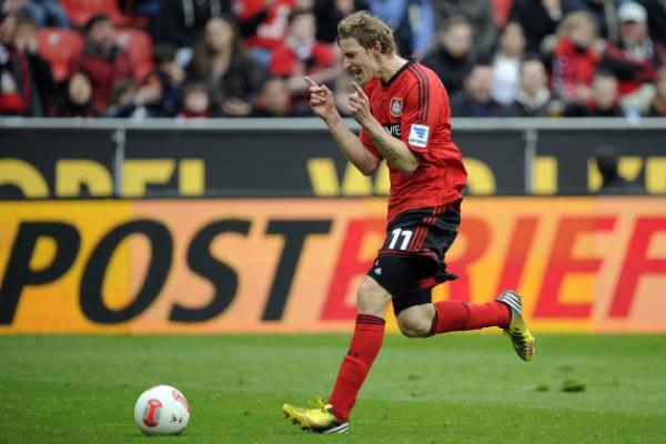 <b> CARDOZO OLMAZSA KIESSLING</b>  <p> Kanarya, Cardozo i� in Benfica'n�n direncini k�rd�. Ama tedbiri elden b�rakmayan sar� lacivertliler, Alman golc�y� de listeye ald�.</p>  <b>(A�IK MERT KORKUSUZ)</b>