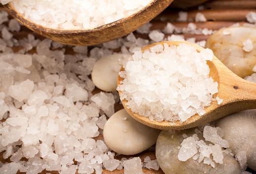 <p><b>DEN�Z TUZU</b></p>    <p>Yemeklerde deniz tuzu kullanmak ruh halinizi d�zeltmek i�in gerekli olan mineralleri alman�z� sa�lar.</p>