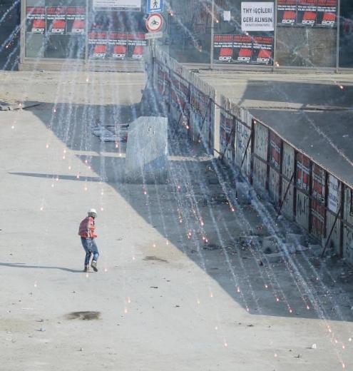 <b> Kim bu molotof�ular? </b>