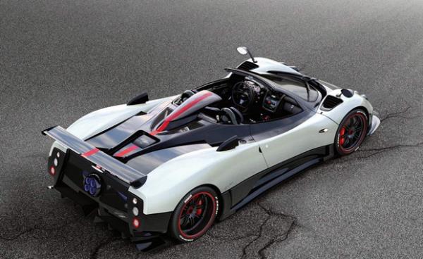 Pagani Zonda Cinque Roadster 1,850,000 dolar