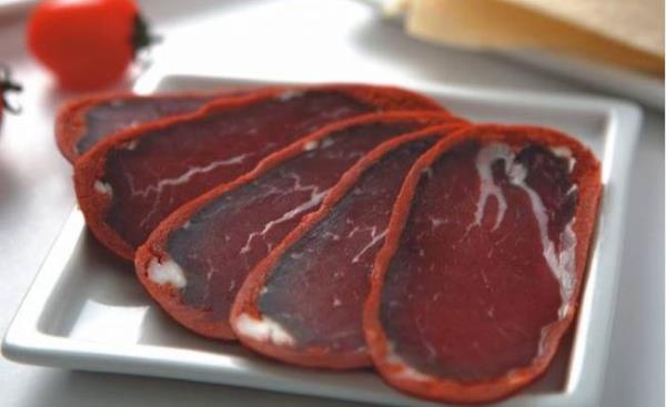 38 KAYSER  Kayseri Sucuu, Pastrmas, Mants, Bnyan Hals, Sultansazl Ku Cenneti, Kapuzba elaleleri, Gesi Balar, Talas Kenti, Gevher Nesibe Tp Merkezi, Ticareti, Erciyes Da Kayak Merkezi