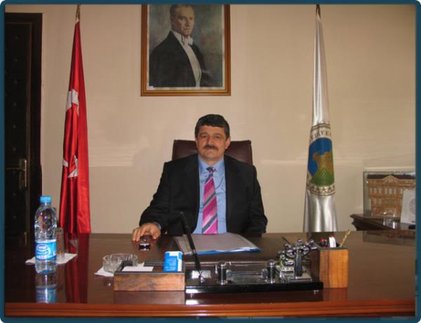 <p><b>BARTIN...</b></p>  1. MHP`li Cemal Akn 2009`da %39,90 ile kazand.  <p> 2. AK PART - Adalet ve Kalknma Partisi %27,9 </p>  3. CHP - Cumhuriyet Halk Partisi % 23,3  <p> 4. DSP - Demokratik Sol Parti %4,0 </p>