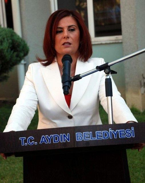 <p><b>AYDIN...</b></p>   1. CHP`li zlem eriolu 2009`da %26,03 ile kazand  <p>2. MHP - Milliyeti Hareket Partisi %24,4 </p>  3. AK PART - Adalet ve Kalknma Partisi %25,0  <p> 4. DP - Demokrat Parti %17,5 </p>