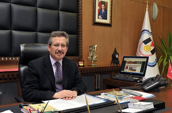 <p><b>KAHRAMANMARA...</b></p>  1. AK Parti`li Mustafa Poyraz 2009`da %65,31 ile kazand  <p> 2. MHP - Milliyeti Hareket Partisi %22,0 </p>  3. BBP - Byk Birlik Partisi %4,2   <p> 4. SP - Saadet Partisi %2,6 </p>