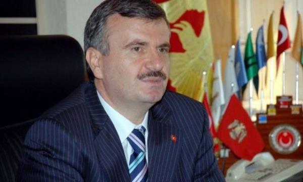 <p><b>KONYA...</b></p>  1. AK Parti`li Tahir Akyrek 2009`da %67,97 ile kazand.  <p> 2. SP - Saadet Partisi %14,9 </p>  3. MHP - Milliyeti Hareket Partisi %11,2   <p>4. CHP - Cumhuriyet Halk Partisi %3,2 </p>