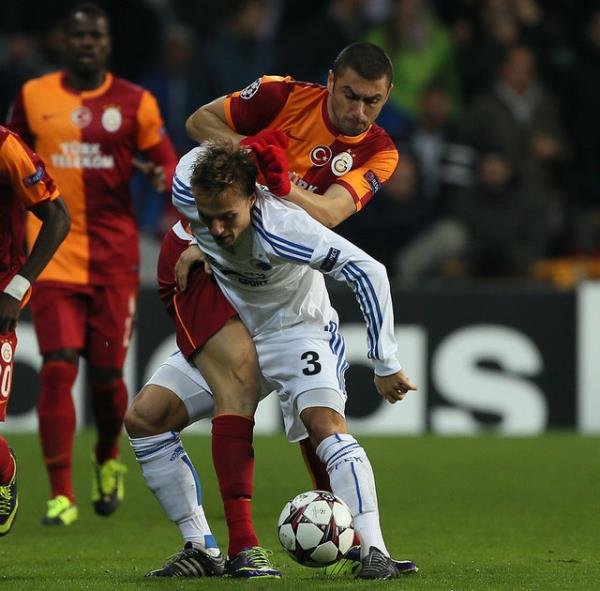 <p><b>LA GAZETTA DELLO SPORT (TALYA): Kopenhag Galatasaray' yendi.</b></p>  Danimarka ekibi ald bu galibiyetle puann 4'e karp Aslanlar'la durumunu eitledi.