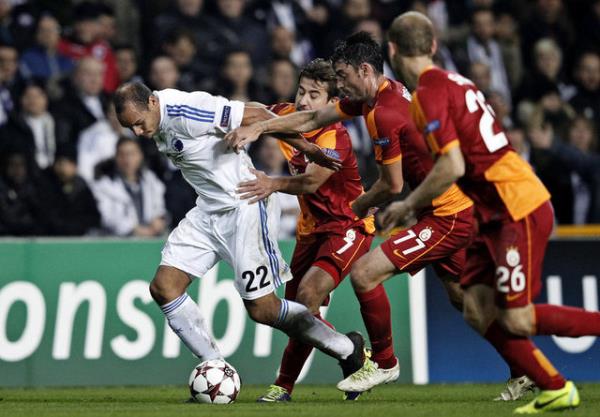 Gol dellosuna sahne olan mcadelede Juventus'un gollerini 41. dakikada penaltdan Vidal ve 65. dakikada Llorente kaydetti.