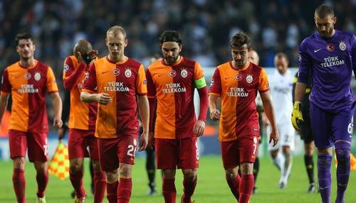 Eleman Fatih Terimi istemeyen kolejli Gaasaray ynetimi Kopenhag'da Terim'in Kazanma kriterlerinin kenarndan bile geemedi.