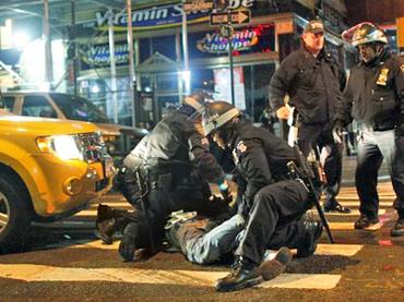 <b>Amerikan polisinin Wallstreet olaylar�na m�dahalesi</b>