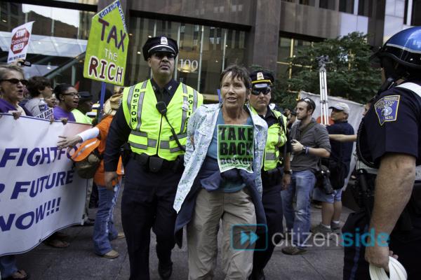 <b>Amerikan polisinin Wallstreet olaylar�na m�dahalesi</b>