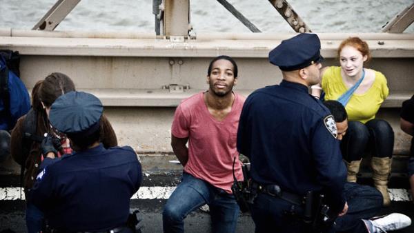 <b>Amerikan polisinin Wallstreet olaylar�na m�dahalesi</b>