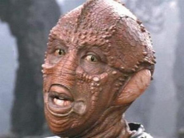 Enemy Mine filmindeki Jeriba 'Jerry' Shigan karakterini