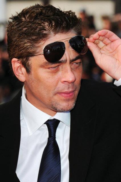 O kurt adam Benicio Del Toro'nun ta kendisi.