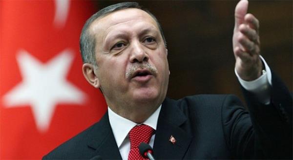 Babakan Tayyip Erdoan son 10 yllk dnemde kendisine hakaret edildii gerekesiyle yaklak 300 tazminat davas at.