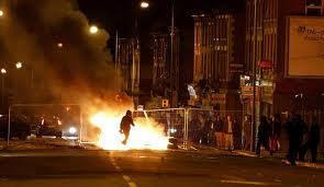 <b>�zellikle Londral�lar b�y�k bir psikolojik y�k�m ya�ad�,</b>