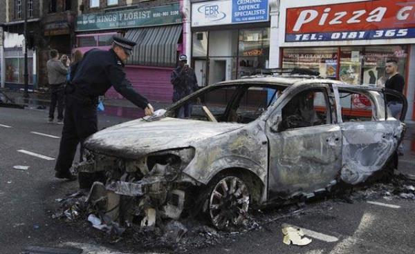 <b>Yaral�lardan biri 75 ya��ndaki bir kad�nd�.</b>