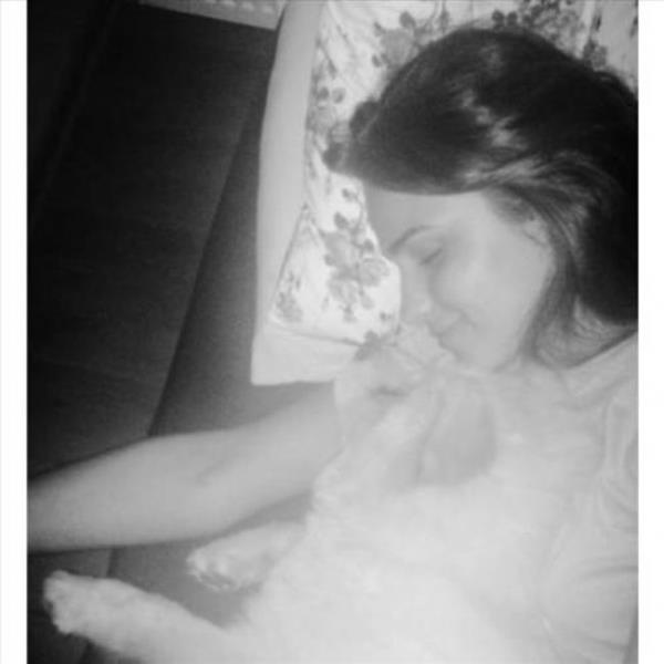 AALYA SAMYEL DANOLU Herkese huzurlu geceler