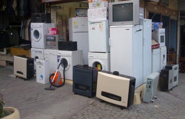 Taksit, d�zenli geliri olmayan ��renci i�in s�k�nt� yarat�r. �nce ikinci el ma�azalar�na g�z at�n!