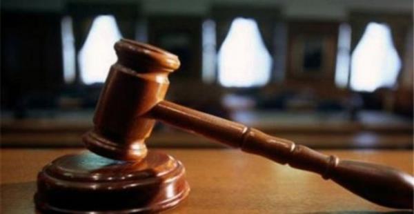 Gen kz, havlu yznden balayan kavgada kendisine de 2 kez yumruk atan babasndan ikayeti olmad.