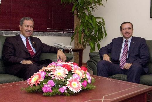 31/01/2003  TBMM Bakan Blent Arn, AK Parti lideri Recep Tayyip Erdoan&#8217; ziyaret etti.