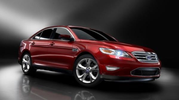 Ford Crown Victoria 2013